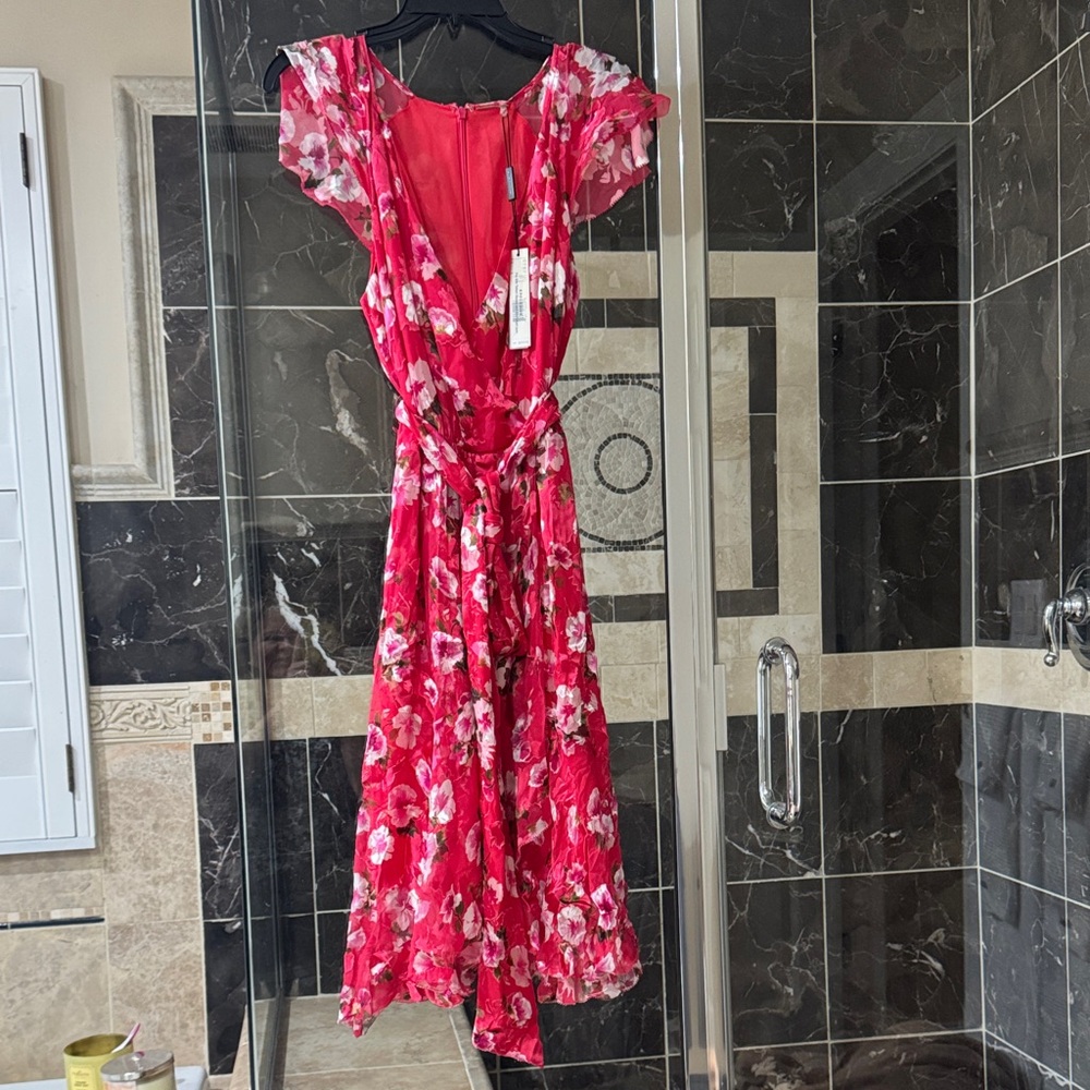 Elie Tahari Red Floral Tie-Waist Maxi Dress